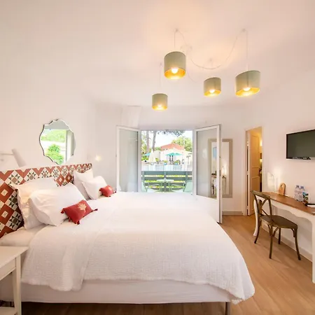 Les Capucines Saint Tropez 4*