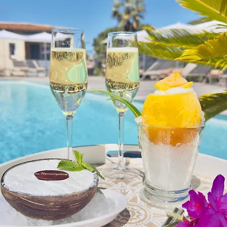 Les Capucines Saint Tropez Szálloda Gassin